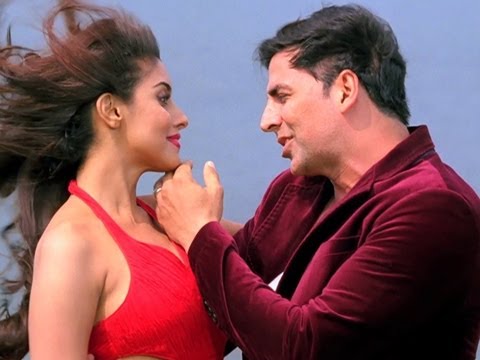 Sari Sari Raat Video Song from Khiladi 786