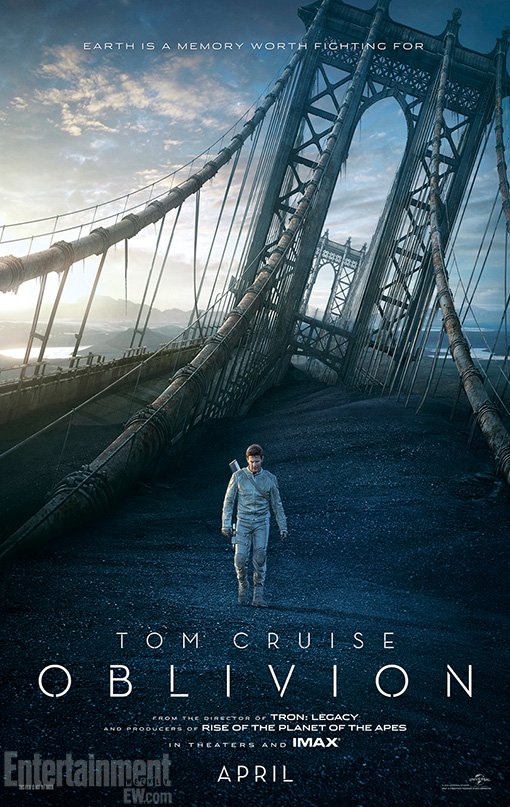 Tom Cruise in OBLIVION