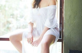 Parineeti Chopra On Mans World Magazine Photoshoot April 2016 Pictures 9