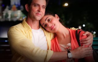 Kuch Din Video Song From Kaabil