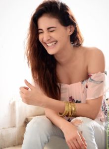 Amyra Dastur Photo Gallery Image 25