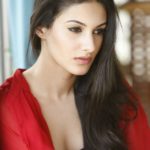 Amyra Dastur Photo Gallery Image 26