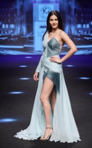 Amyra Dastur Photo Gallery Image 29