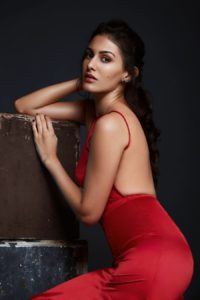 Amyra Dastur Photo Gallery Image 38