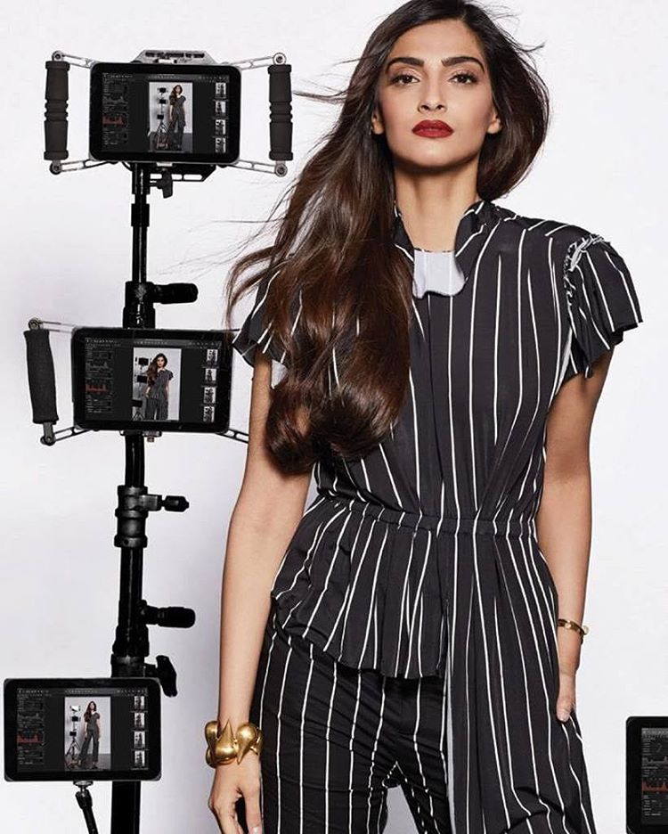 Sonam Kapoor Photoshoot For The Cover Of Cosmopolitan India Magazine March Image 2